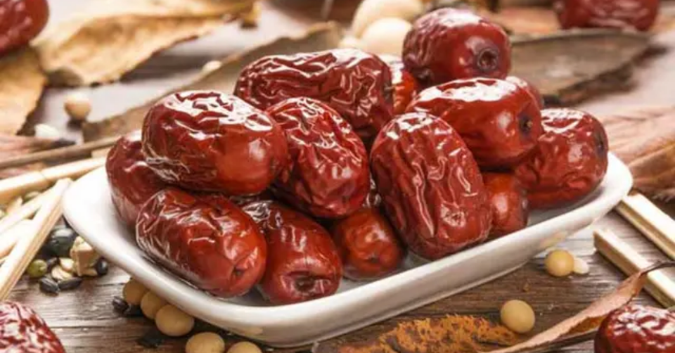 خواص عناب؛ میوهای سنتی با فواید شگفتانگیز برای سلامت بدن